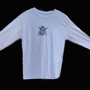 BEE TRANS 🏳️‍⚧️ long sleeve white discreet trans flag bee